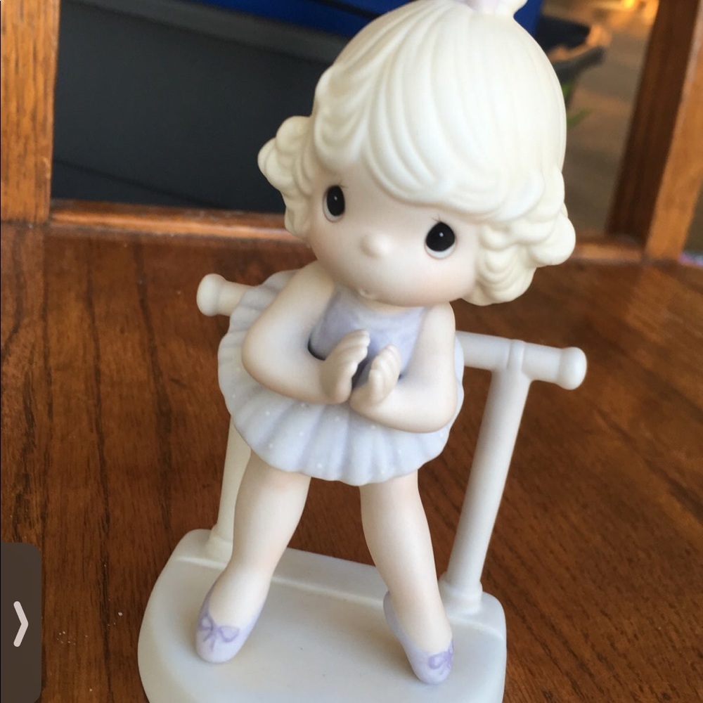 Precious Moments lord keep me on my toes porcelain figurine